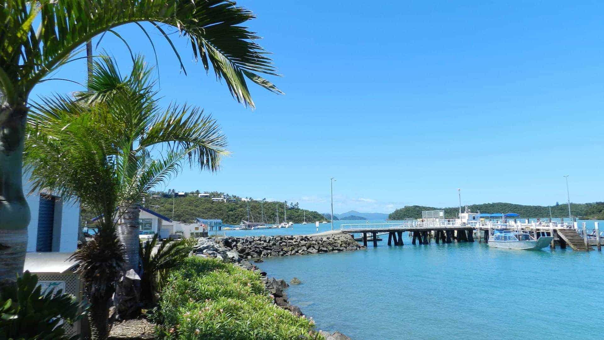 shute harbour airlie beach