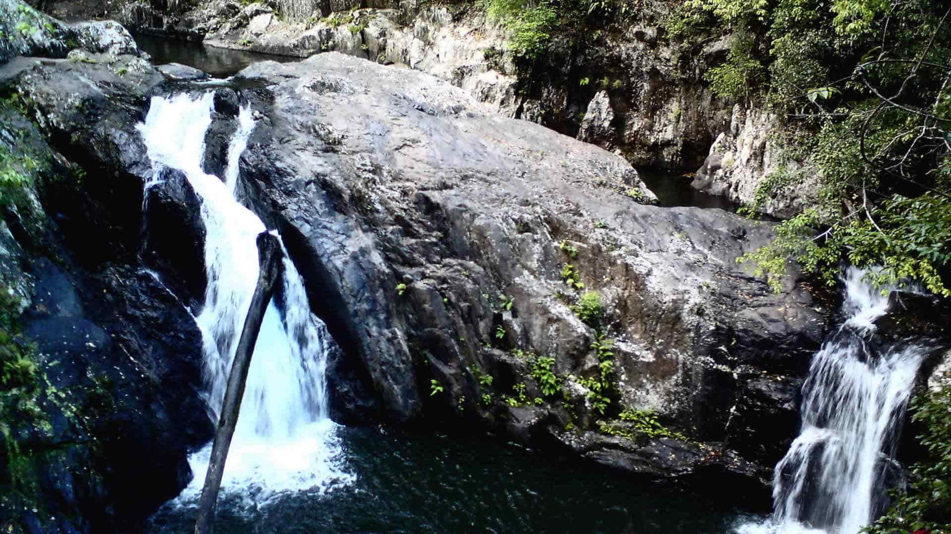 crystal cascades cairns