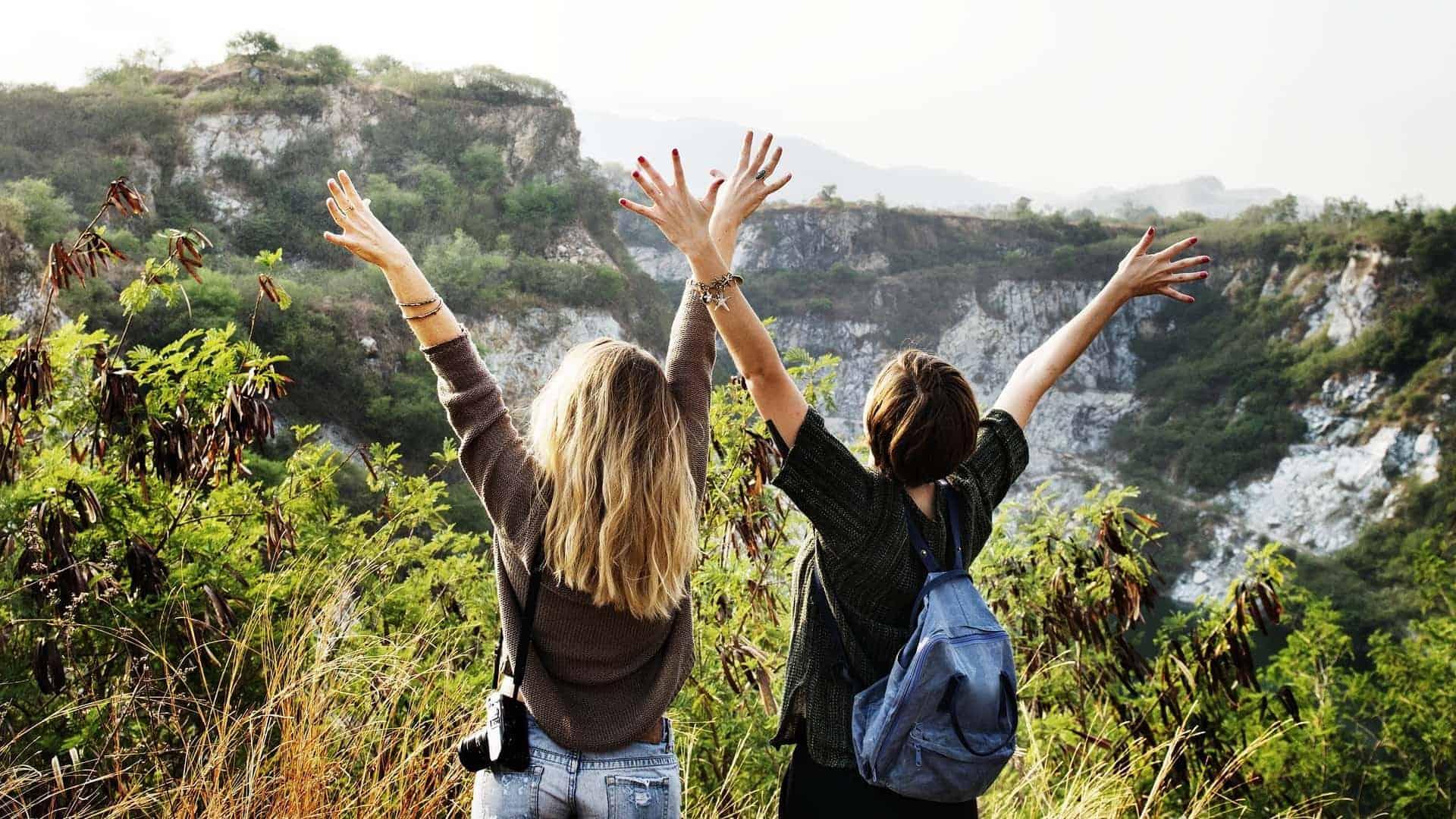 hiking australia - summer packing essentials