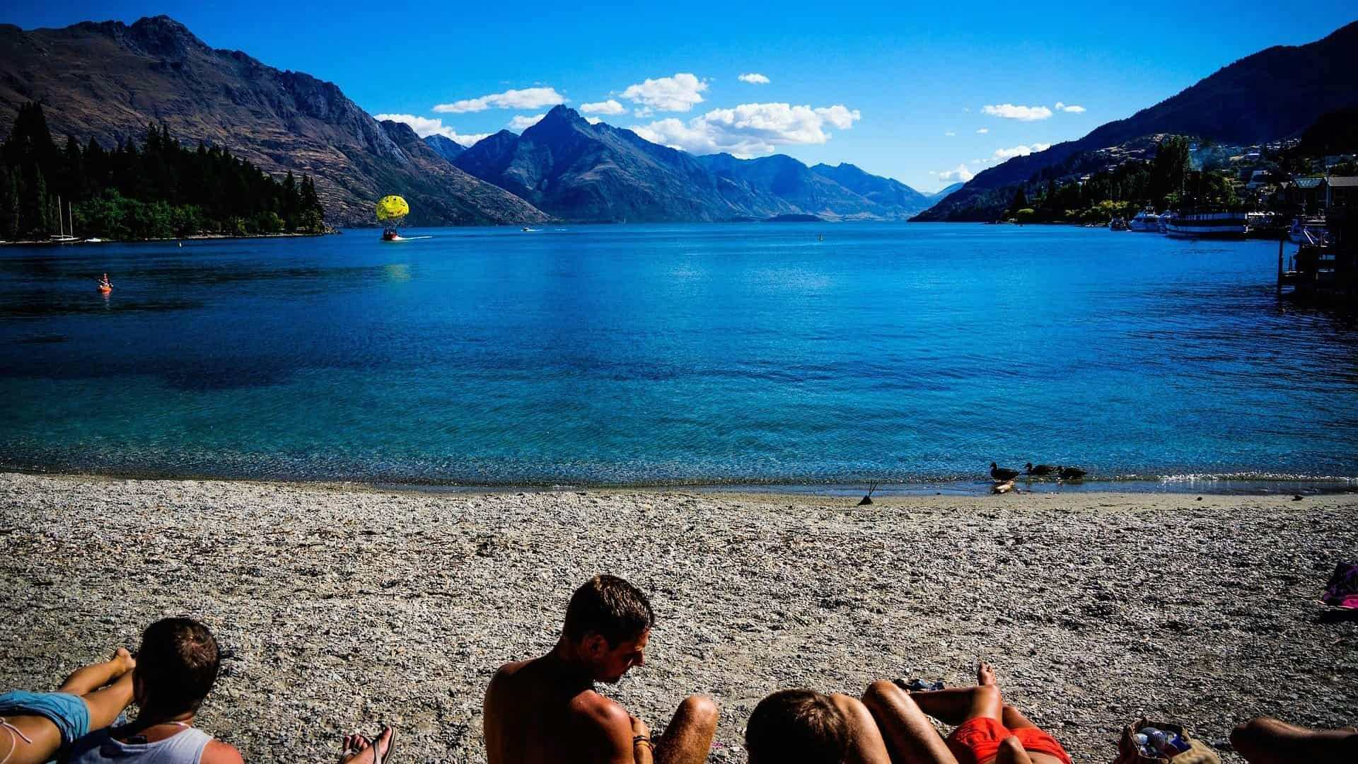 romantic places in queenstown beach