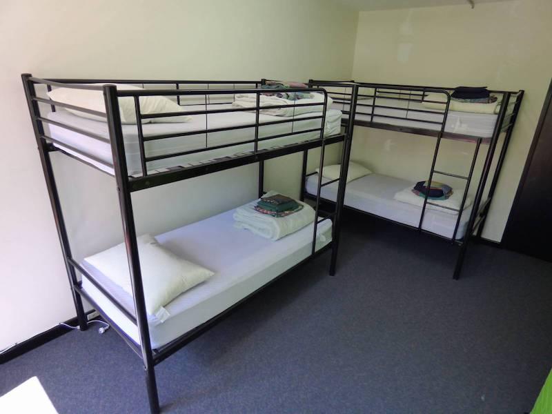 dorm accommodation at perth backpackers billabong