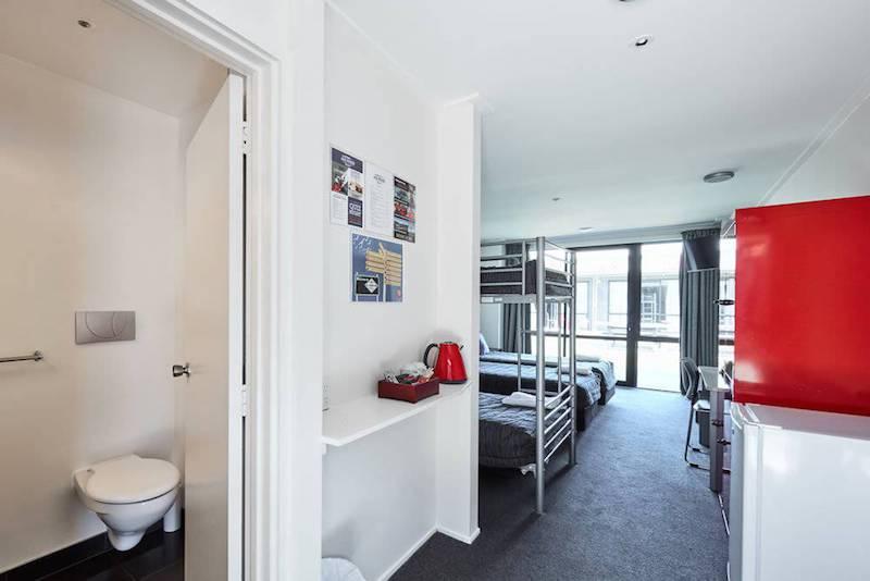 accommodation in christchurch hostel