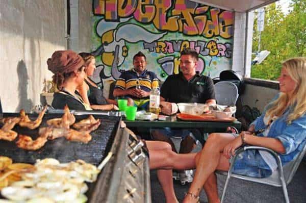 backpackers adelaide travellers inn