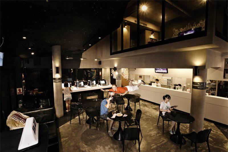 lub d siam downtown bangkok backpackers