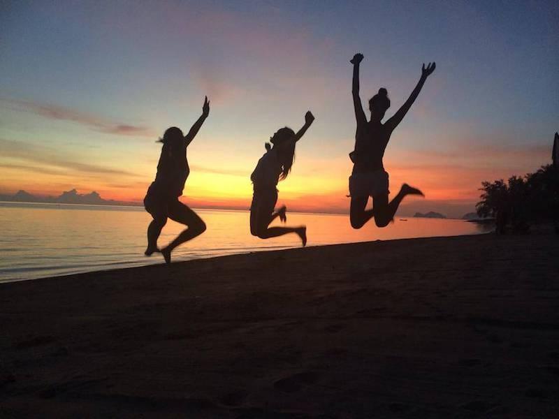 sarana bungalows hostel koh phangan