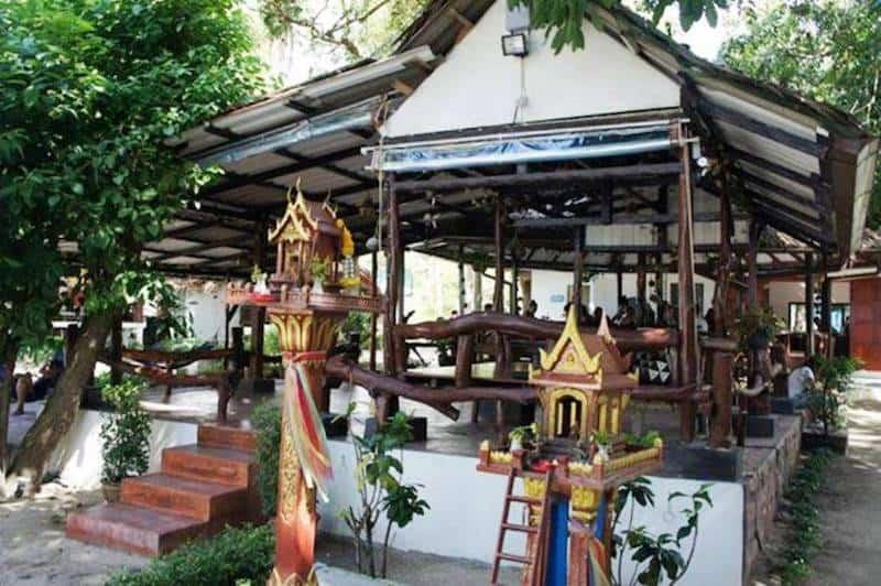 sarana bungalows koh phangan hostel