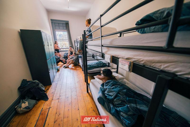 melbourne group accommodation