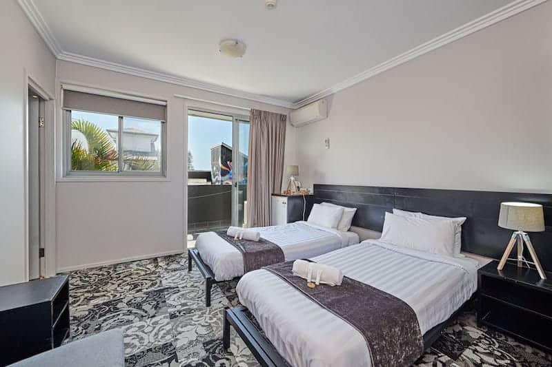 private room at nomads byron bay