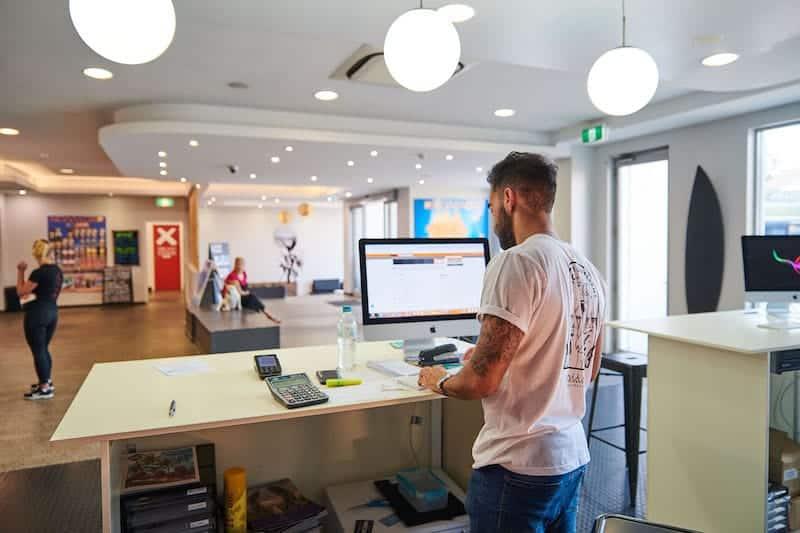 reception at byron bay nomads hostel